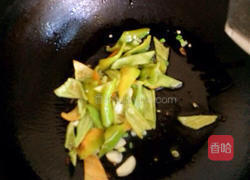 青椒火腿的做法图解4