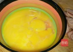 韭菜鸡蛋馅饼的做法图解1