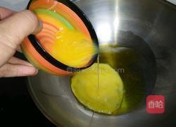 韭菜鸡蛋馅饼的做法图解2