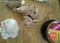 油闷大虾的做法图解1