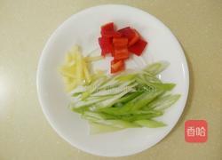 葱爆鸡丁的做法图解2