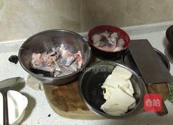 酸菜豆腐鱼的做法图解1
