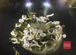 鱿鱼炒咸菜的做法图解4