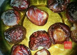 香菇猪蹄的做法图解1