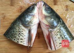 红烧鱼头的做法图解1