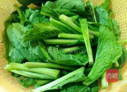 清炒芥菜的做法图解1
