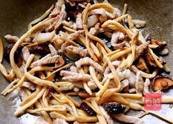 香菇鸡蛋炒米粉的做法图解6