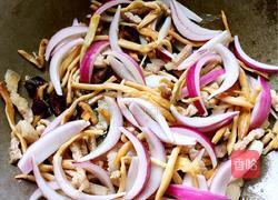 香菇鸡蛋炒米粉的做法图解7