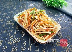 香葱拌干豆腐卷的做法图解14