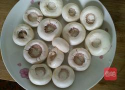 干煸蘑菇的做法图解1