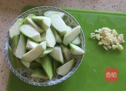 蒜蓉丝瓜的做法图解1