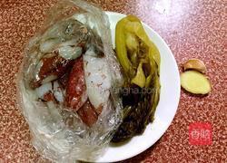 酸菜鱿鱼的做法图解1