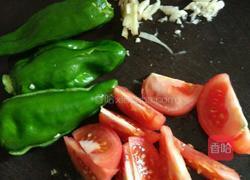 青椒西红柿的做法图解6