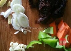 海参豆腐煲的做法图解4