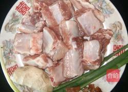 家常红焖排骨的做法图解1