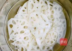 凉拌酸甜藕片的做法图解3
