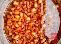 糖醋花生的做法图解1