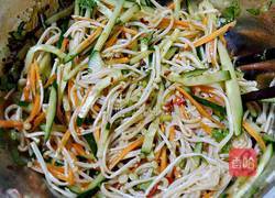 金针菇凉拌黄瓜的做法图解6