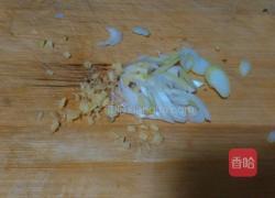 西芹百合炒虾仁的做法图解5