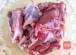 番茄炒牛肉的做法图解1