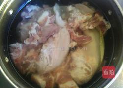 小排猪舌汤的做法图解2