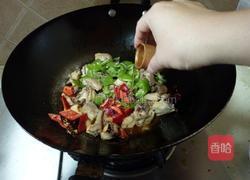 爆炒小公鸡的做法图解9