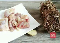 鸡骨草煲鸡汤的做法图解1
