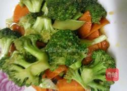 西兰花炒红萝卜的做法图解6