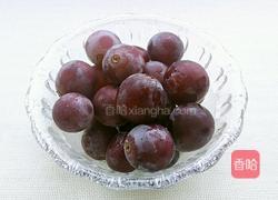 葡萄罐头的做法图解1