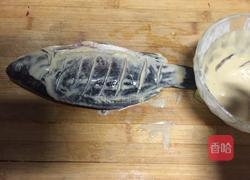 油炸小鲫鱼的做法图解7