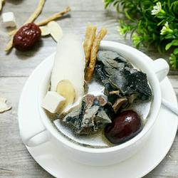 七味乌鸡汤的做法[图]