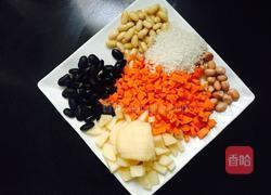 豆浆果蔬汁的做法图解2