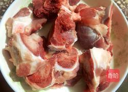 海带炖筒子骨的做法图解1