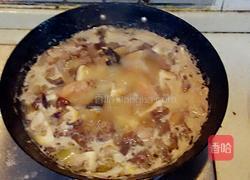 香菇炖小鸡的做法图解5