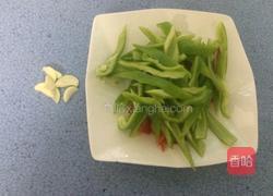 青椒炒牛柳的做法图解5