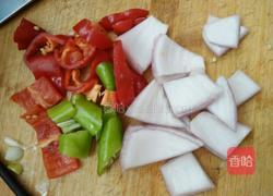 洋葱孜然羊肉的做法图解2