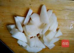川贝银耳百合枸杞炖雪梨的做法图解3