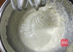 蓝莓慕斯的做法图解3