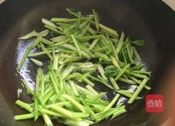 鸡肉炒芹菜的做法图解5