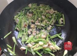 鸡肉炒芹菜的做法图解7