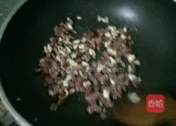 软糯清香荷叶饭的做法图解6