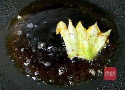 椒盐南瓜花的做法图解9