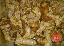 酱烧鸡翅根的做法图解1