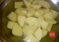 鸡骨架炖土豆的做法图解12