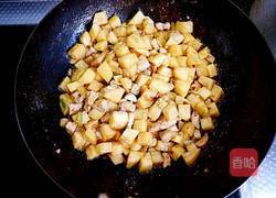 家常土豆丁的做法图解14