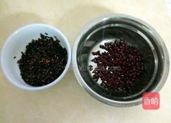 红豆黑糯米粥的做法图解1