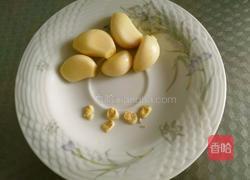 大蒜冰糖水的做法图解1