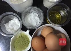 抹茶戚风的做法图解1