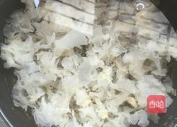 铁皮石斛银耳羹的做法图解7