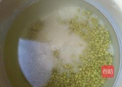 荷叶绿豆粥的做法图解5